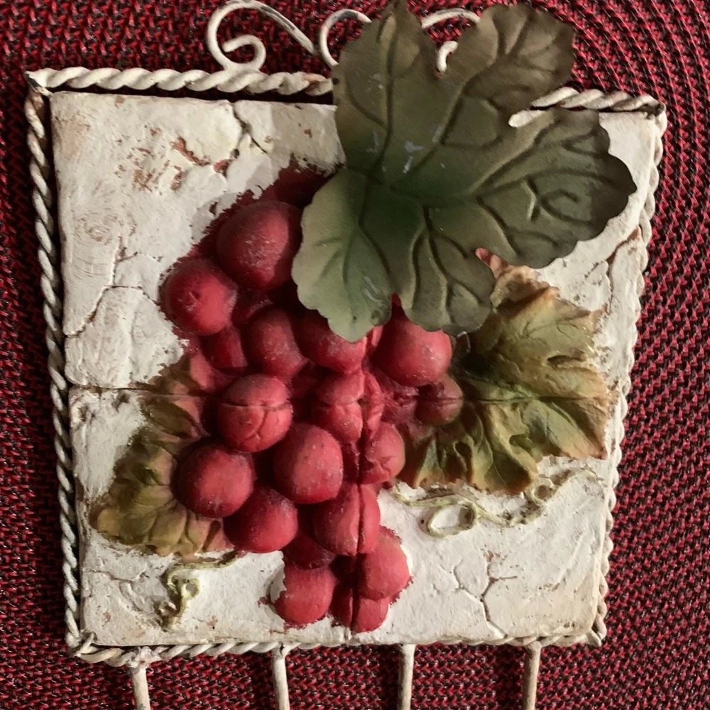 Keys Hooks Wall Hanging Grapes